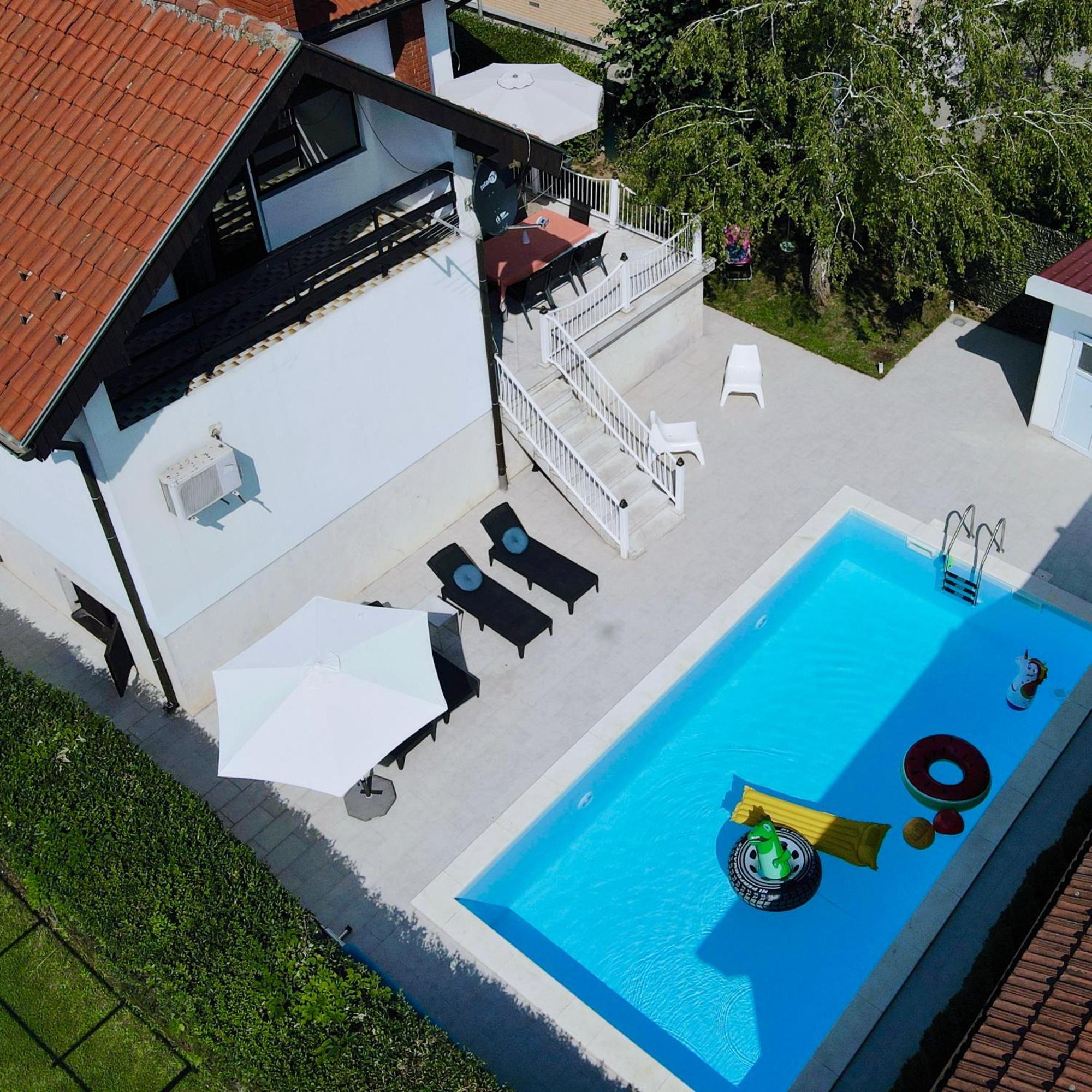 Villa Mina Kladovo, 5-Bedroom Villa With Pool For Up To 12 People Exteriör bild