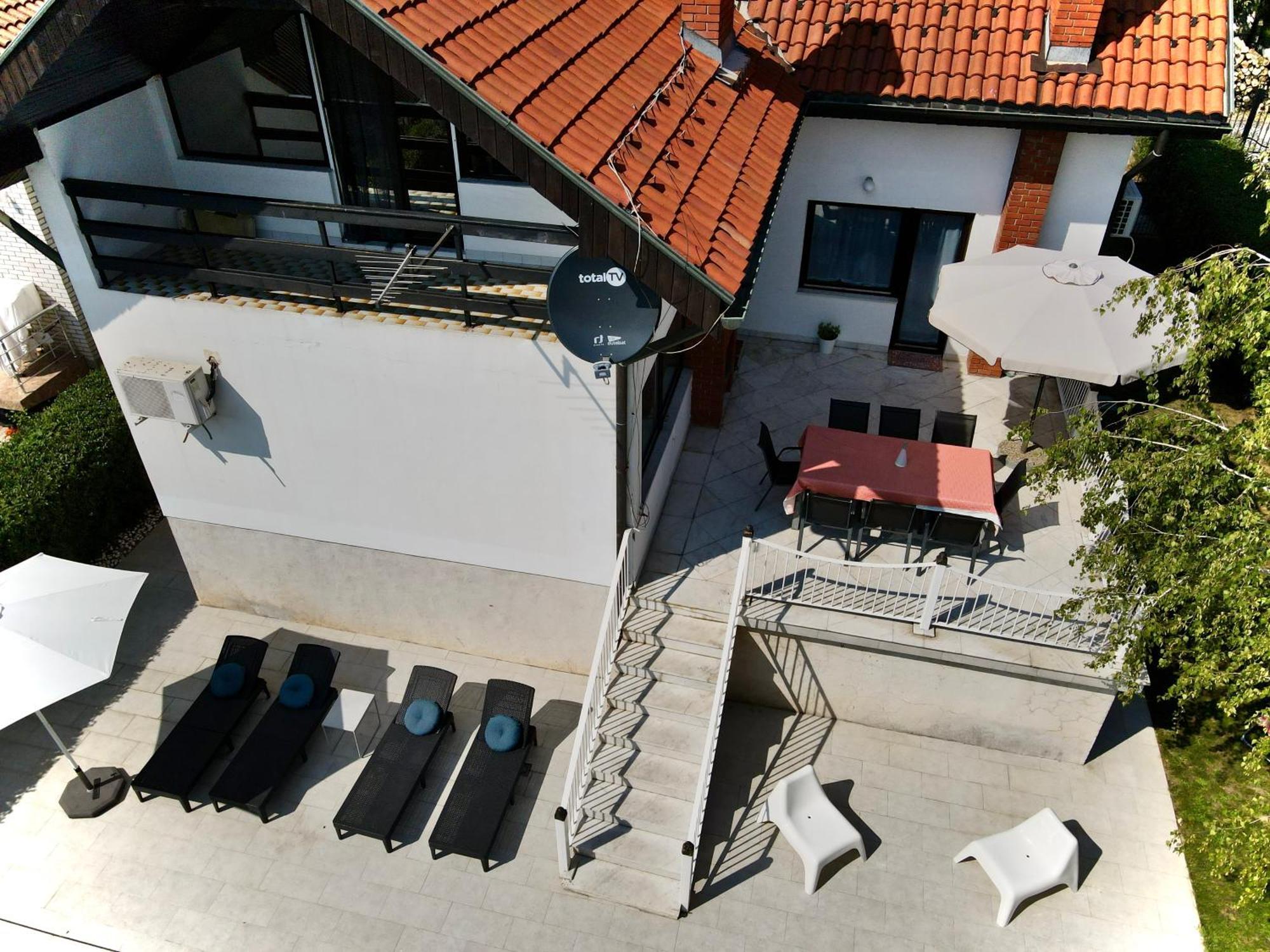 Villa Mina Kladovo, 5-Bedroom Villa With Pool For Up To 12 People Exteriör bild