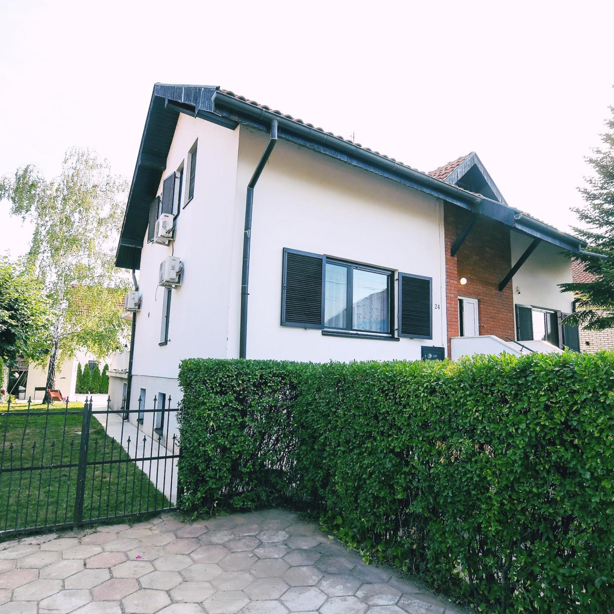 Villa Mina Kladovo, 5-Bedroom Villa With Pool For Up To 12 People Exteriör bild